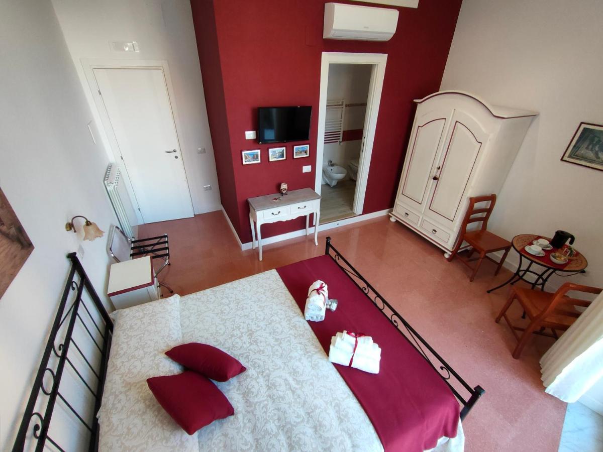 B&B Il Vialetto กาสเตลลัมมาเร ดิ สตาเบีย ภายนอก รูปภาพ