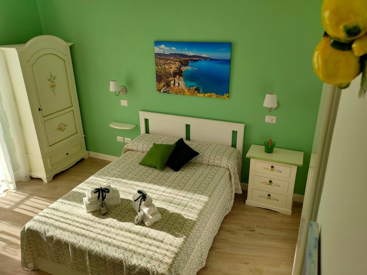 B&B Il Vialetto กาสเตลลัมมาเร ดิ สตาเบีย ภายนอก รูปภาพ