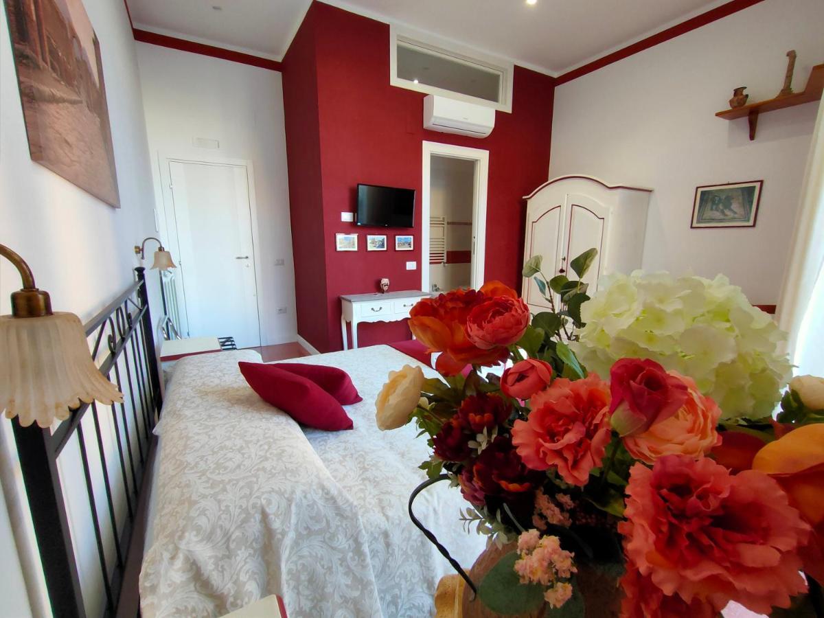 B&B Il Vialetto กาสเตลลัมมาเร ดิ สตาเบีย ภายนอก รูปภาพ